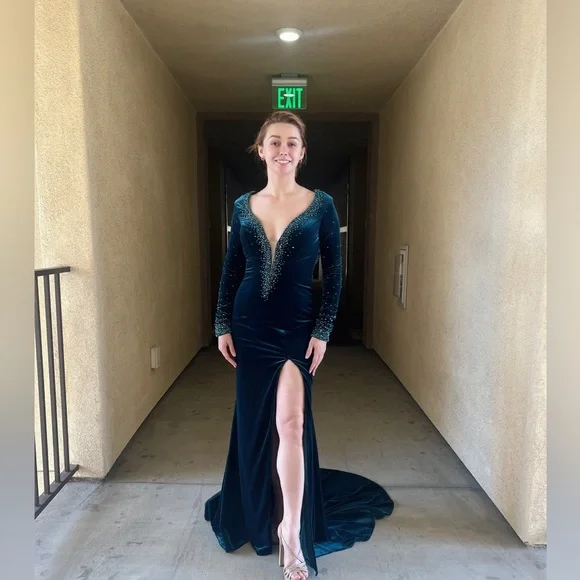 Green/blue tony bowls evening gown